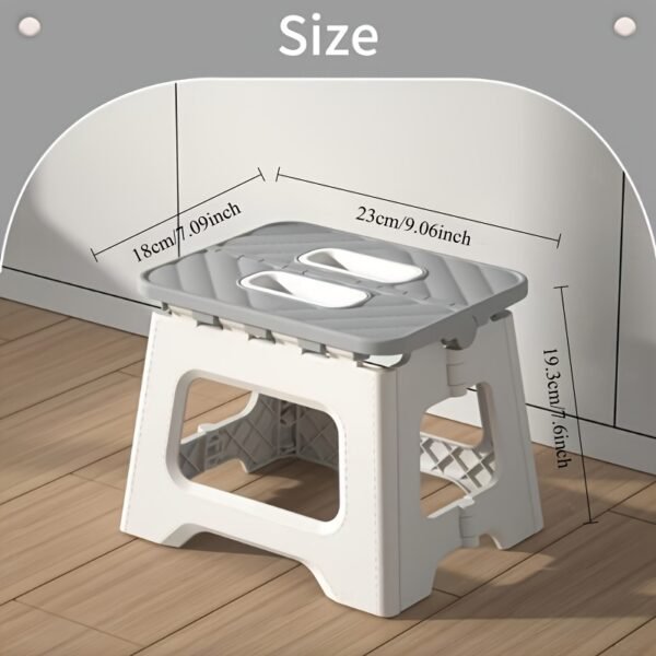 40f05e47-a440-401d-ad73-c1c43e639557.jpg Folding Stool random colour